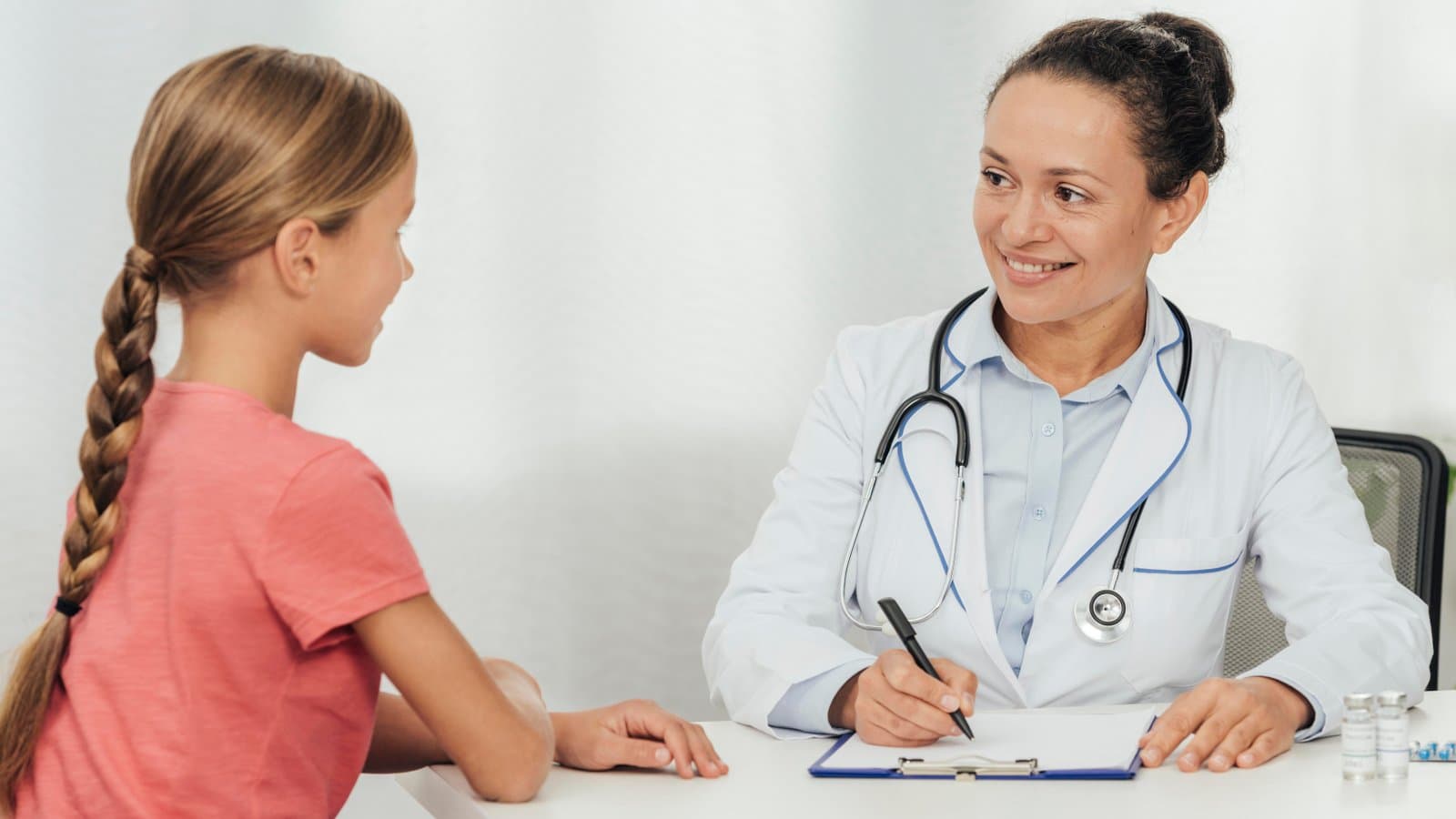 doctor-talking-patient